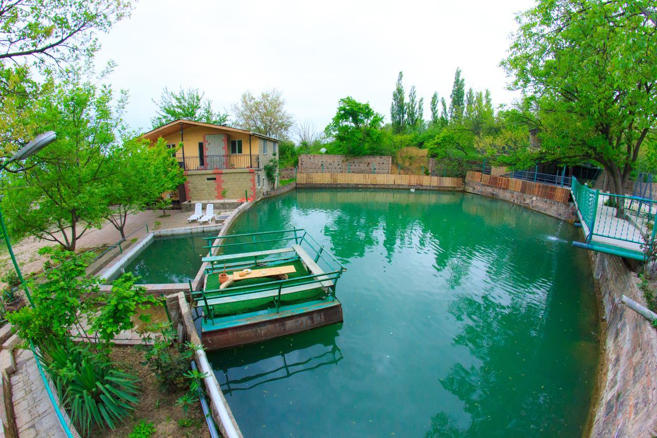 Amiran'S Lake Hotel Tbiliszi Kültér fotó