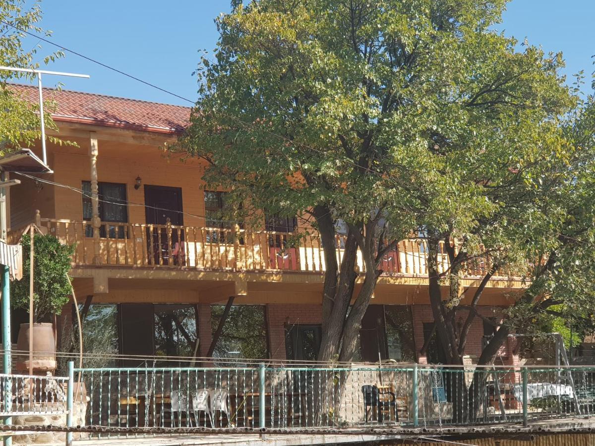 Amiran'S Lake Hotel Tbiliszi Kültér fotó